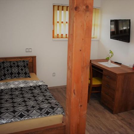 Tyniste nad Orlici Motel Roubenka מראה חיצוני תמונה