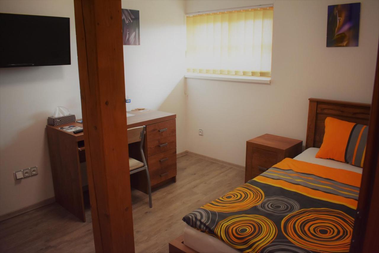 Tyniste nad Orlici Motel Roubenka מראה חיצוני תמונה