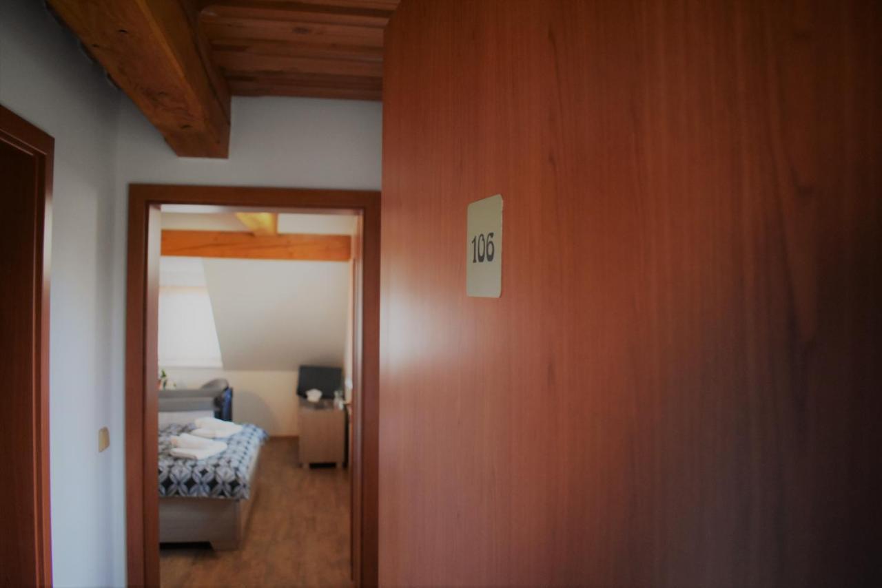 Tyniste nad Orlici Motel Roubenka מראה חיצוני תמונה